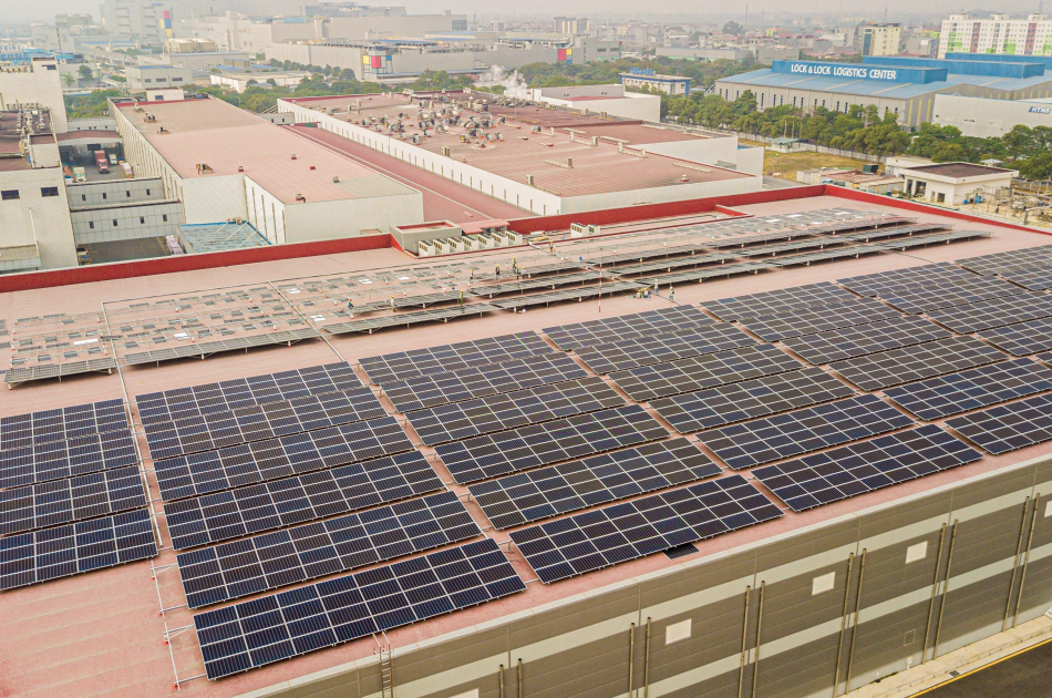 Thi công hệ thống năng lượng mặt trời áp mái 998kWp Orion Vina – Bắc Ninh