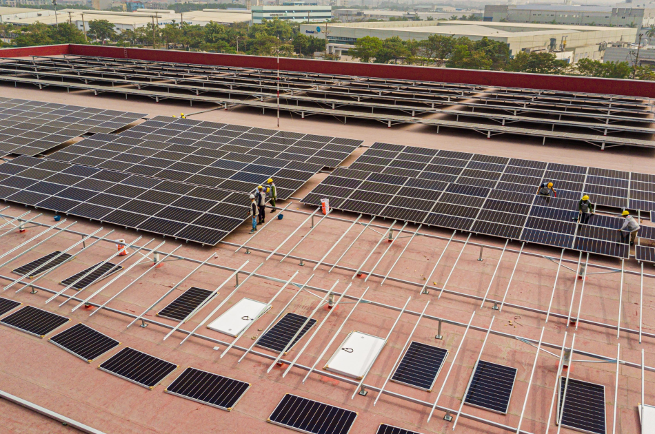 Thi công hệ thống năng lượng mặt trời áp mái 998kWp Orion Vina – Bắc Ninh