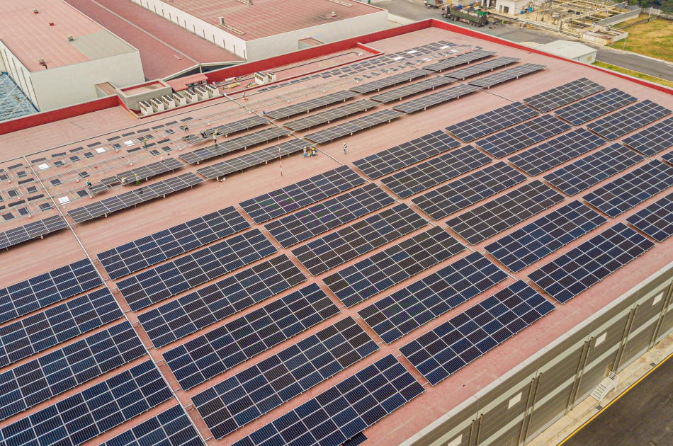Thi công hệ thống năng lượng mặt trời áp mái 998kWp Orion Vina – Bắc Ninh