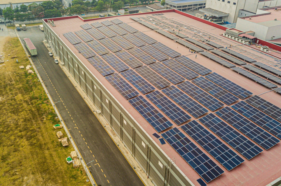 Thi công hệ thống năng lượng mặt trời áp mái 998kWp Orion Vina – Bắc Ninh