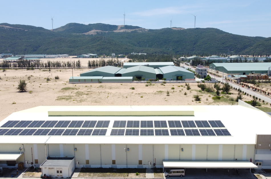 Thi công hệ thống năng lượng mặt trời áp mái 158 kWp nhà máy IKONIH - Bình Định