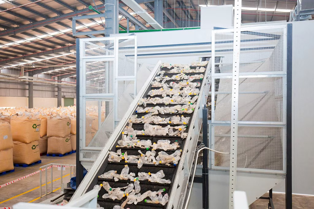 Điện năng lượng mặt trời nhà xưởng mang đến nhiều lợi ích thiết thực