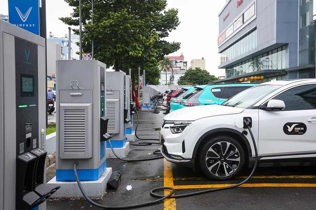 Điện năng lượng mặt trời nhà xưởng mang đến nhiều lợi ích thiết thực